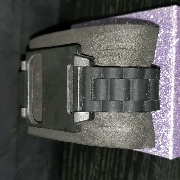 Ipod watch wristband accessory - Picture 2 of 3